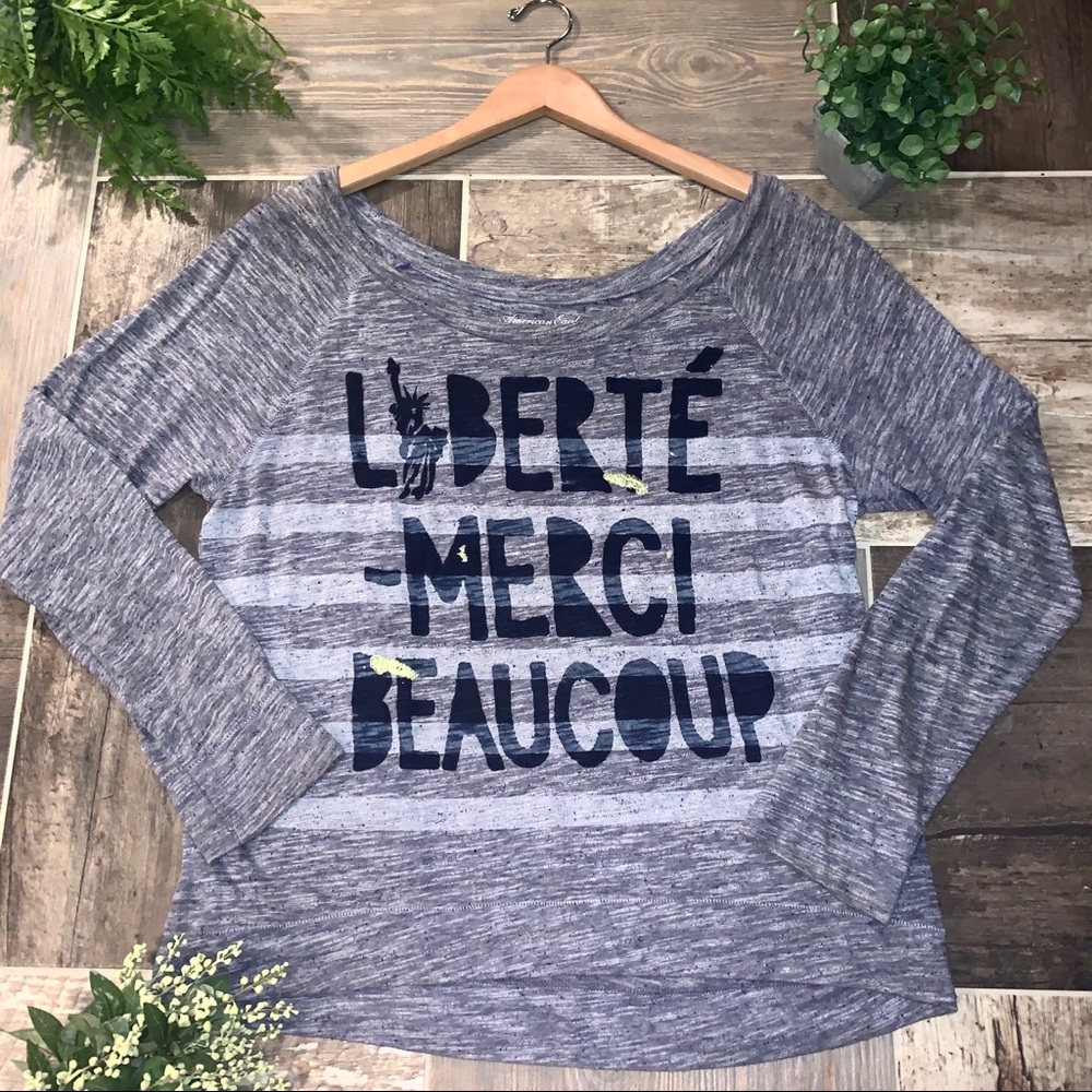 🌸American Eagle Off Shoulder Top